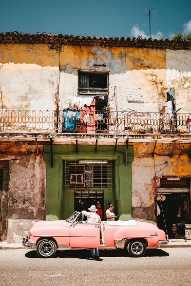 uliczka-w-trynidadzie-na-kubie